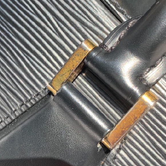 Louis Vuitton Sablons Epi - Picture 6 of 16